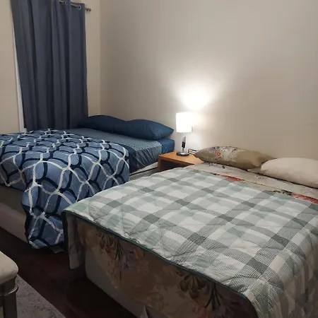 Double Queen Room 6 Minutes Walk To Penn Station Nyc Ewr